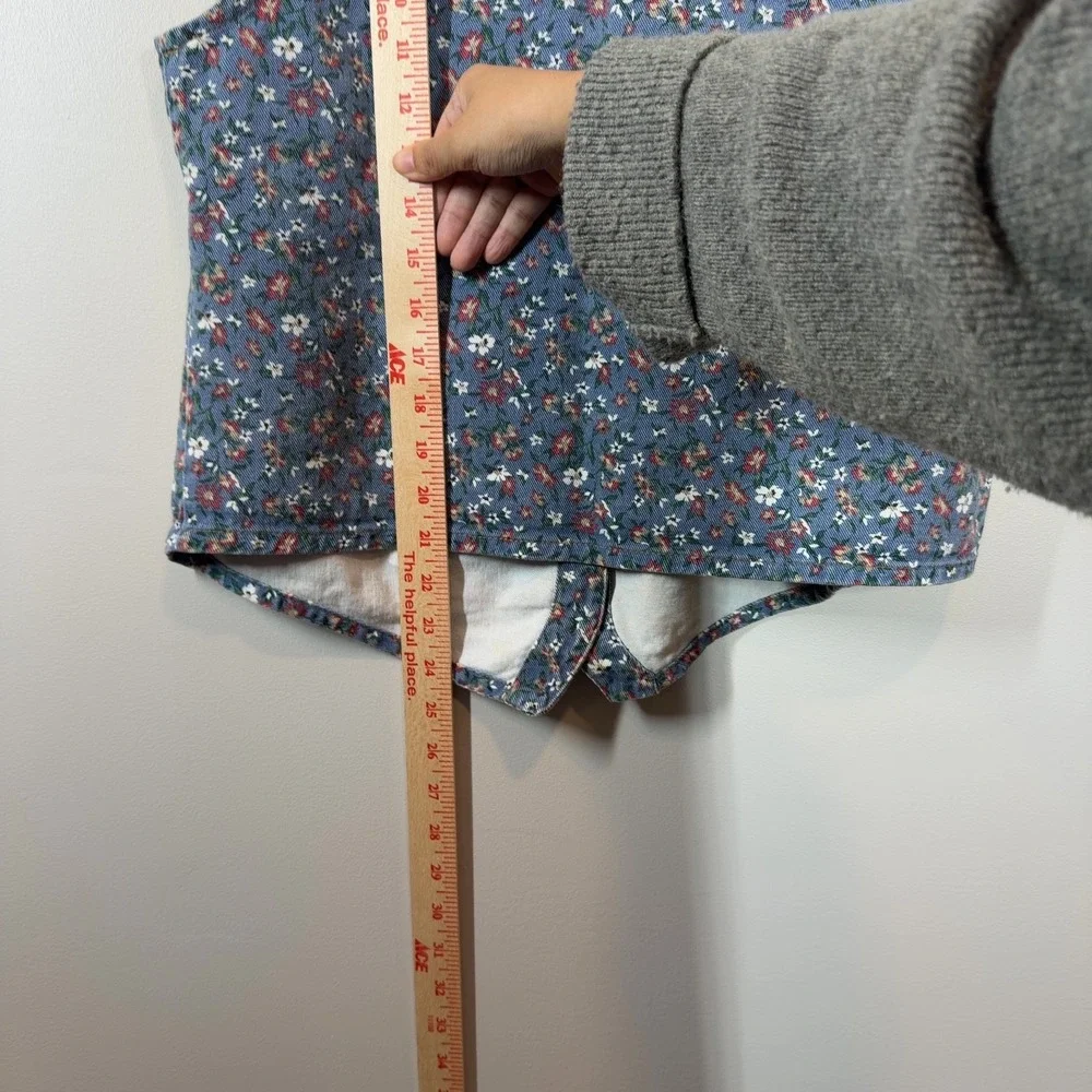 Vintage Cherokee Floral Button Up Vest Blue Corduroy Cottagecore 90s (no size)‎